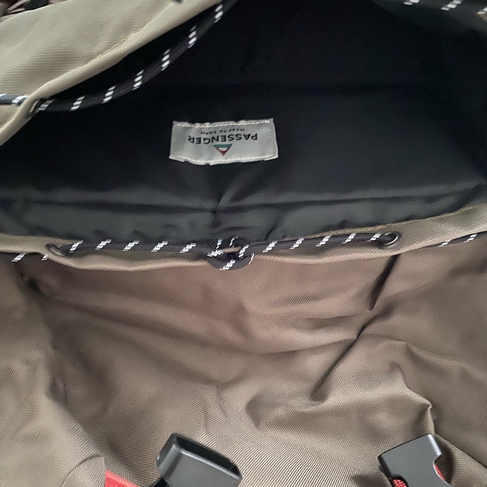 Passenger Boondocker Recycled 26L Backpack - Khaki - NWT - Picture 7 of 10